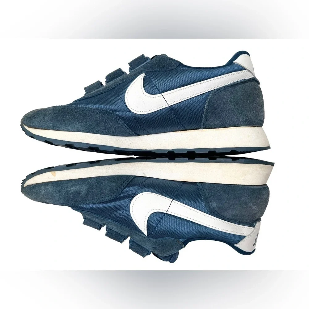 Vintage 1980s Nike Classic Sneakers Velcro Strap Blue Nylon Suede Swoosh M 7 W 9